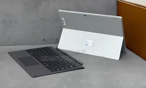 New Laptop Microsoft Surface Pro 7+ 16GB Intel Core i5 SSD 256GB