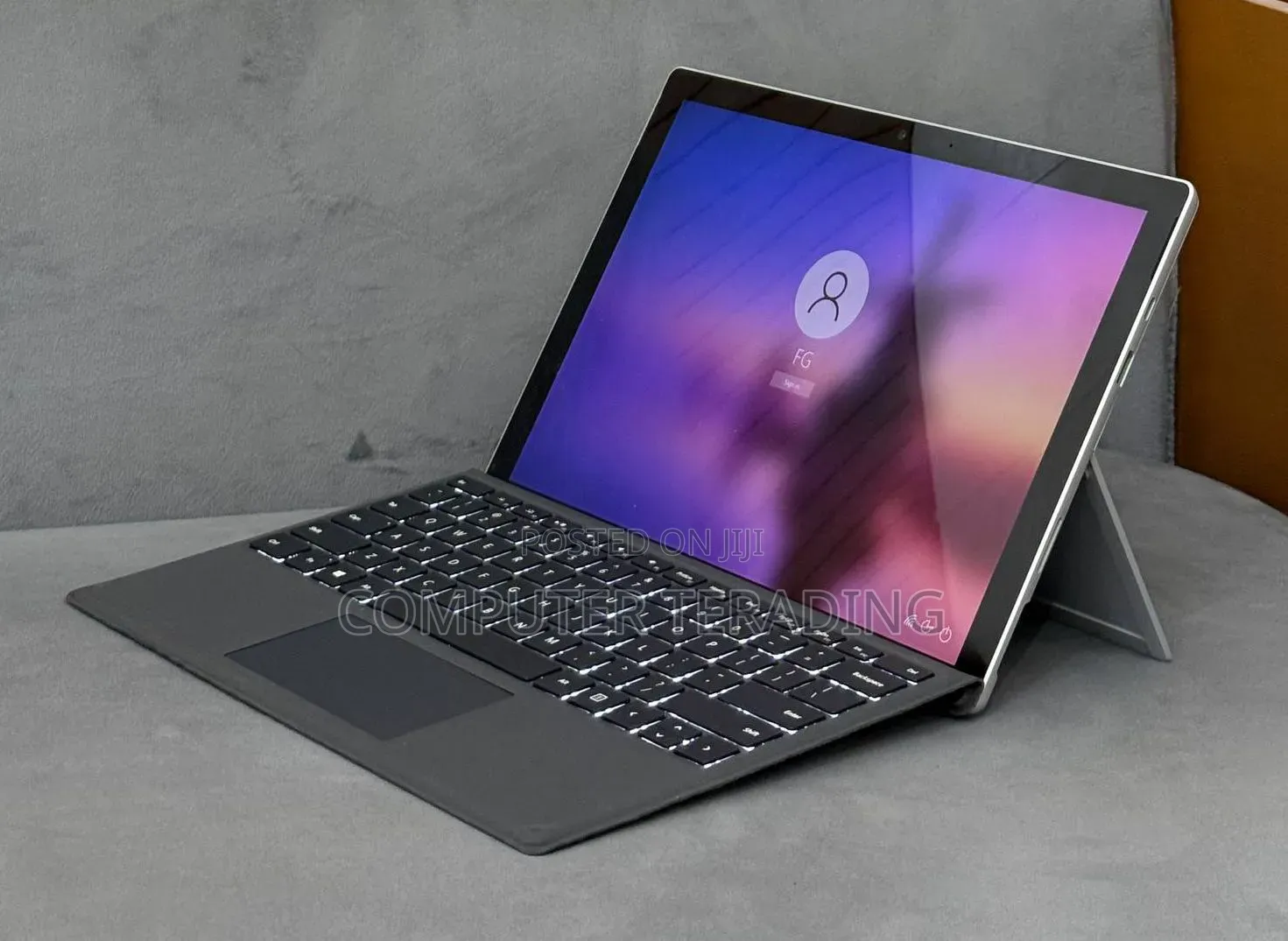 New Laptop Microsoft Surface Pro 7+ 16GB Intel Core i5 SSD 256GB