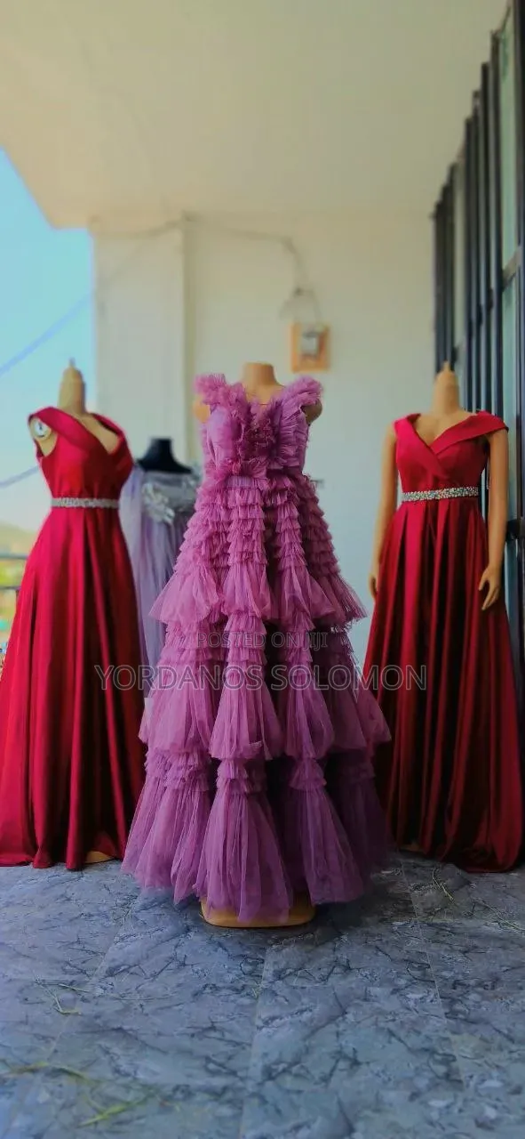 Full Rental Clothes for Sell
