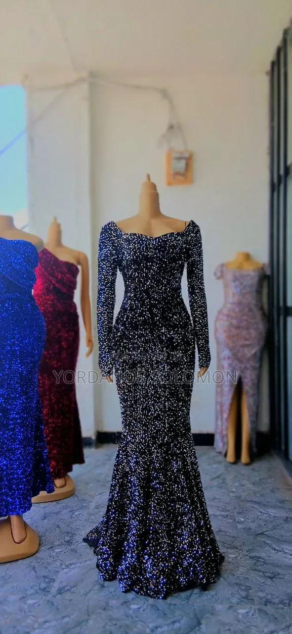 Full Rental Clothes for Sell