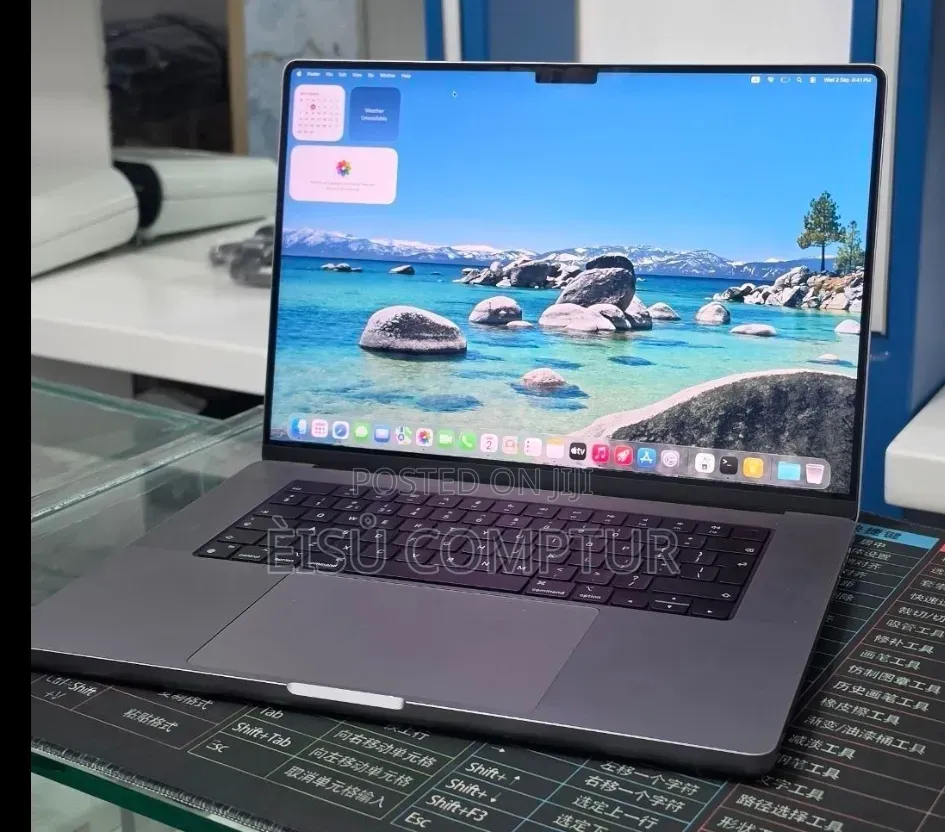 New Laptop Apple MacBook Pro 2021 M1 32GB Apple M1 SSD 512GB