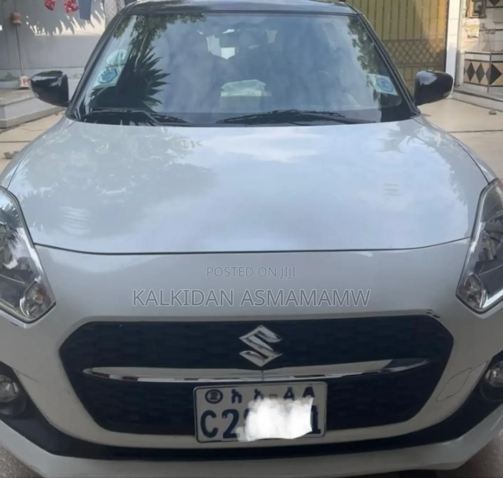 Suzuki Swift 2022 White
