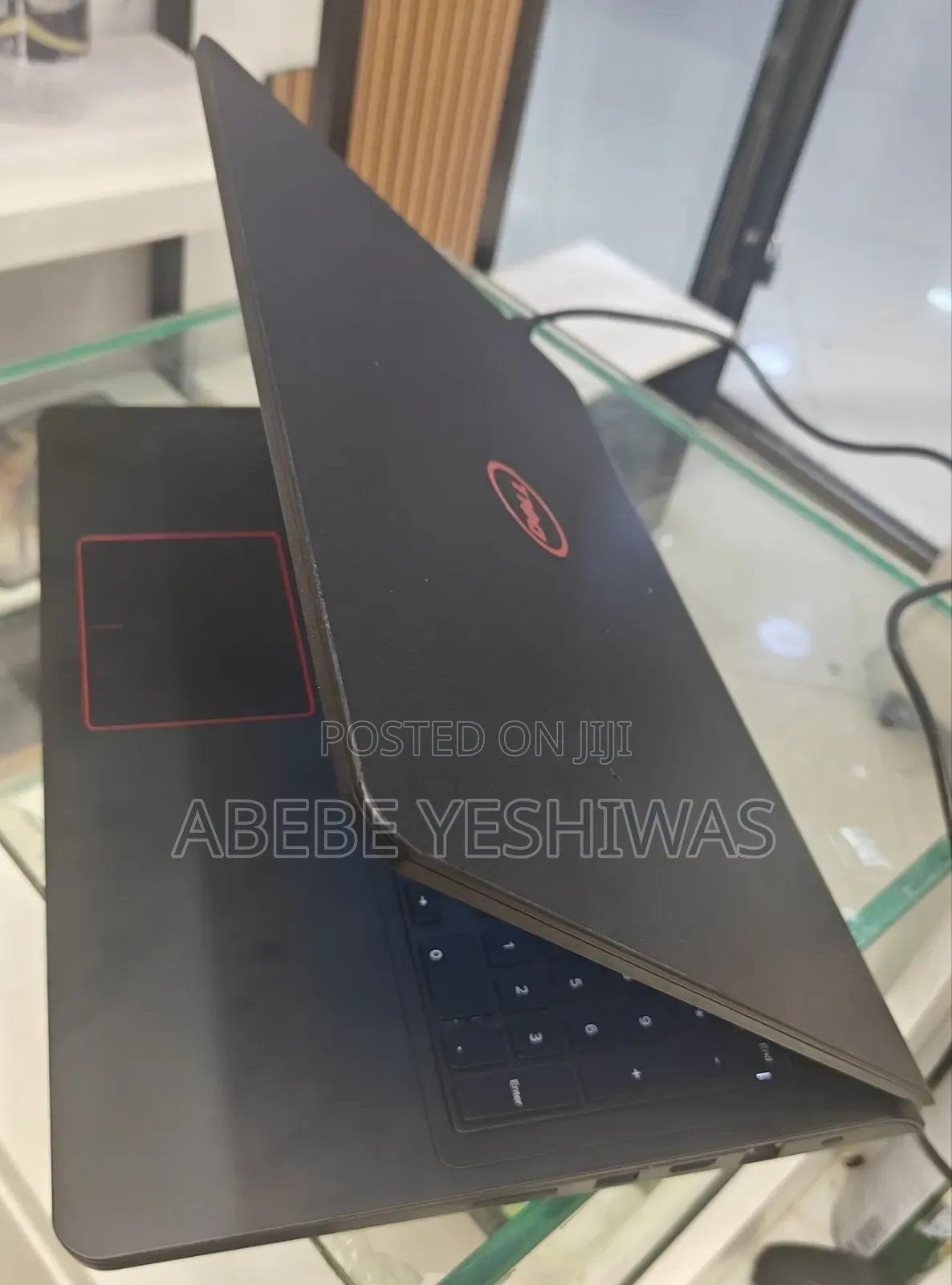 New Laptop Dell Inspiron 15 8GB Intel Core i7 SSD 256GB