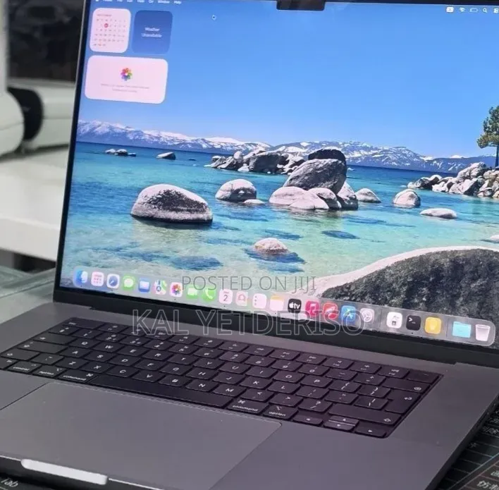 New Laptop Apple MacBook Pro 2021 M1 32GB Apple M1 SSD 512GB