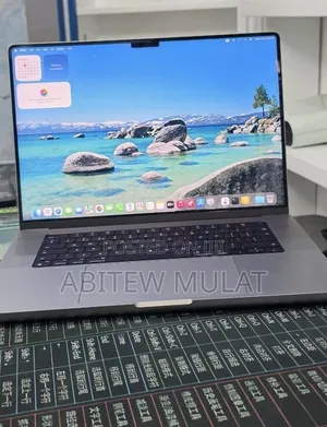 New Laptop Apple MacBook Pro 2021 M1 32GB Apple M1 Pro SSD 512GB