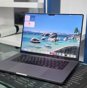 New Laptop Apple MacBook Pro 2021 M1 32GB Apple M1 Pro SSD 512GB