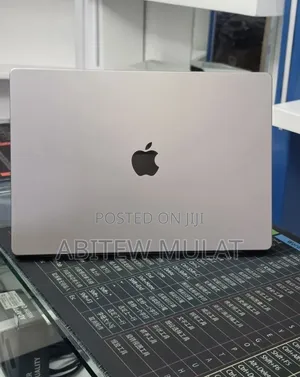 New Laptop Apple MacBook Pro 2021 M1 32GB Apple M1 Pro SSD 512GB