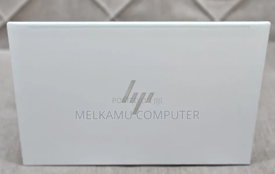 New Laptop HP Elitebook 830 G11 16GB Intel Core i5 SSD 512GB
