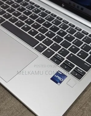 New Laptop HP EliteBook 830 G9 16GB Intel Core i5 SSD 512GB
