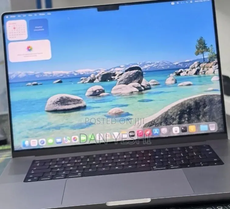New Laptop Apple MacBook Pro 32GB Apple M1 Pro SSD 512GB
