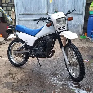 Yamaha DT175 2017 White