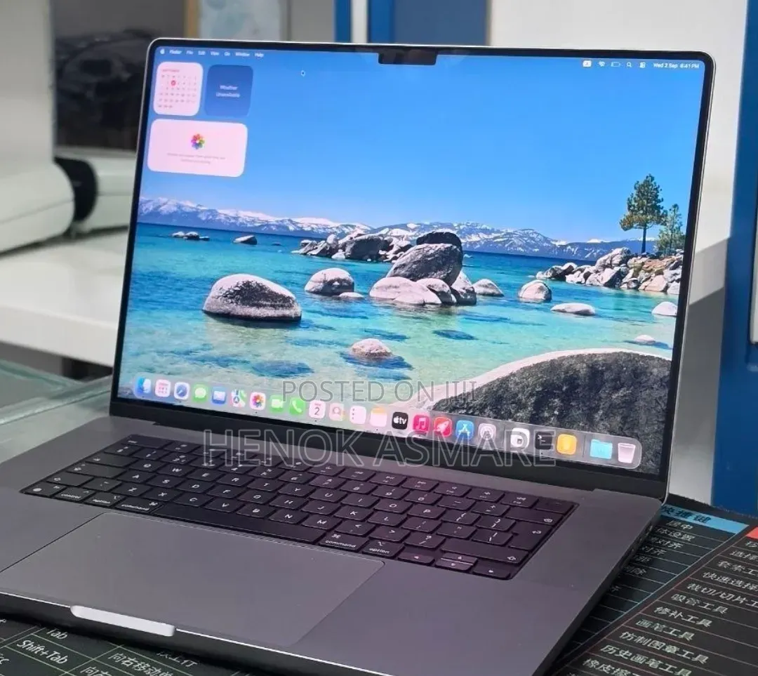 New Laptop Apple MacBook Pro 2021 M1 32GB Apple M1 SSD 512GB