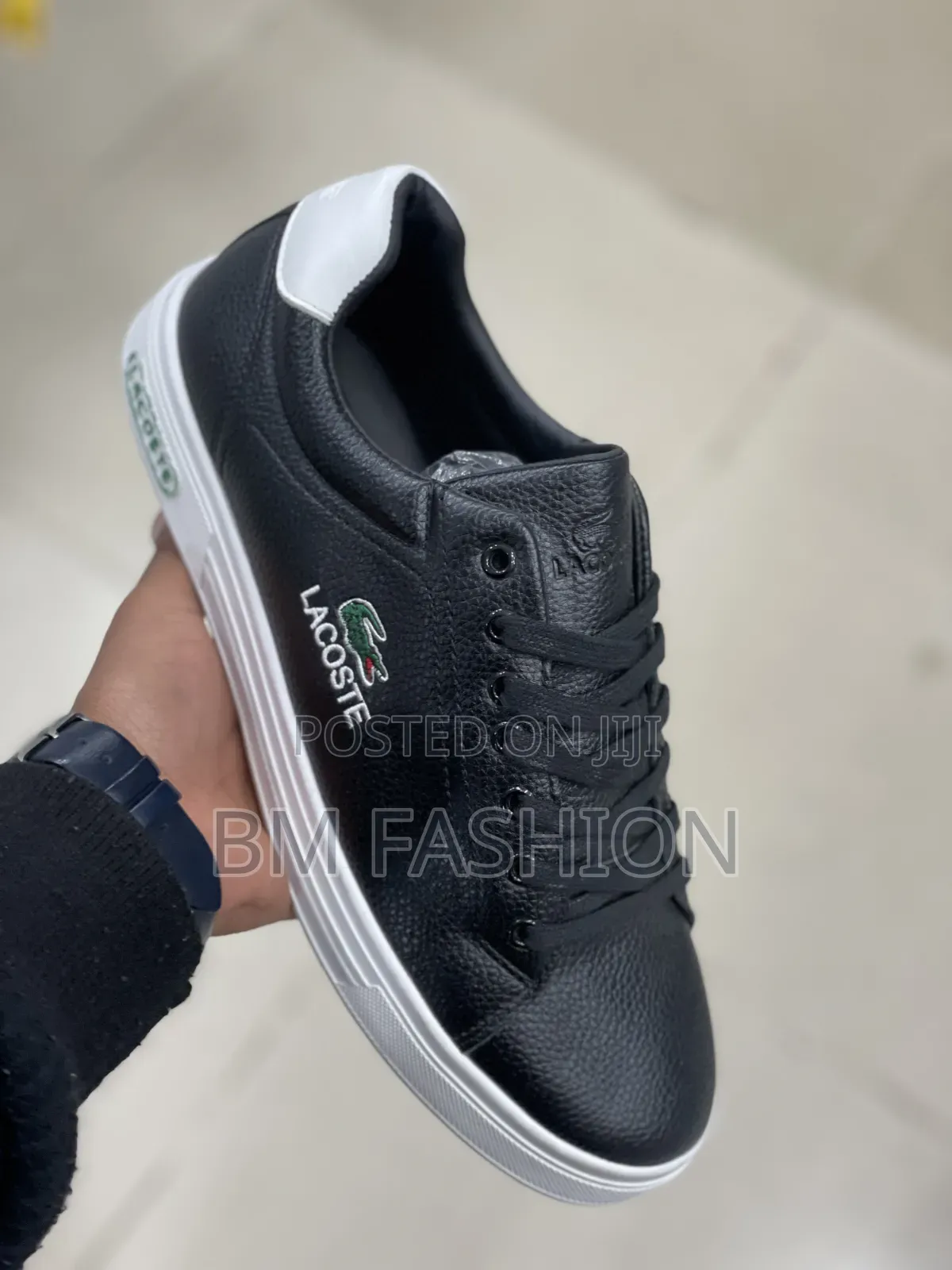 Black Tumbled Leather Lacoste Casual Sneakers