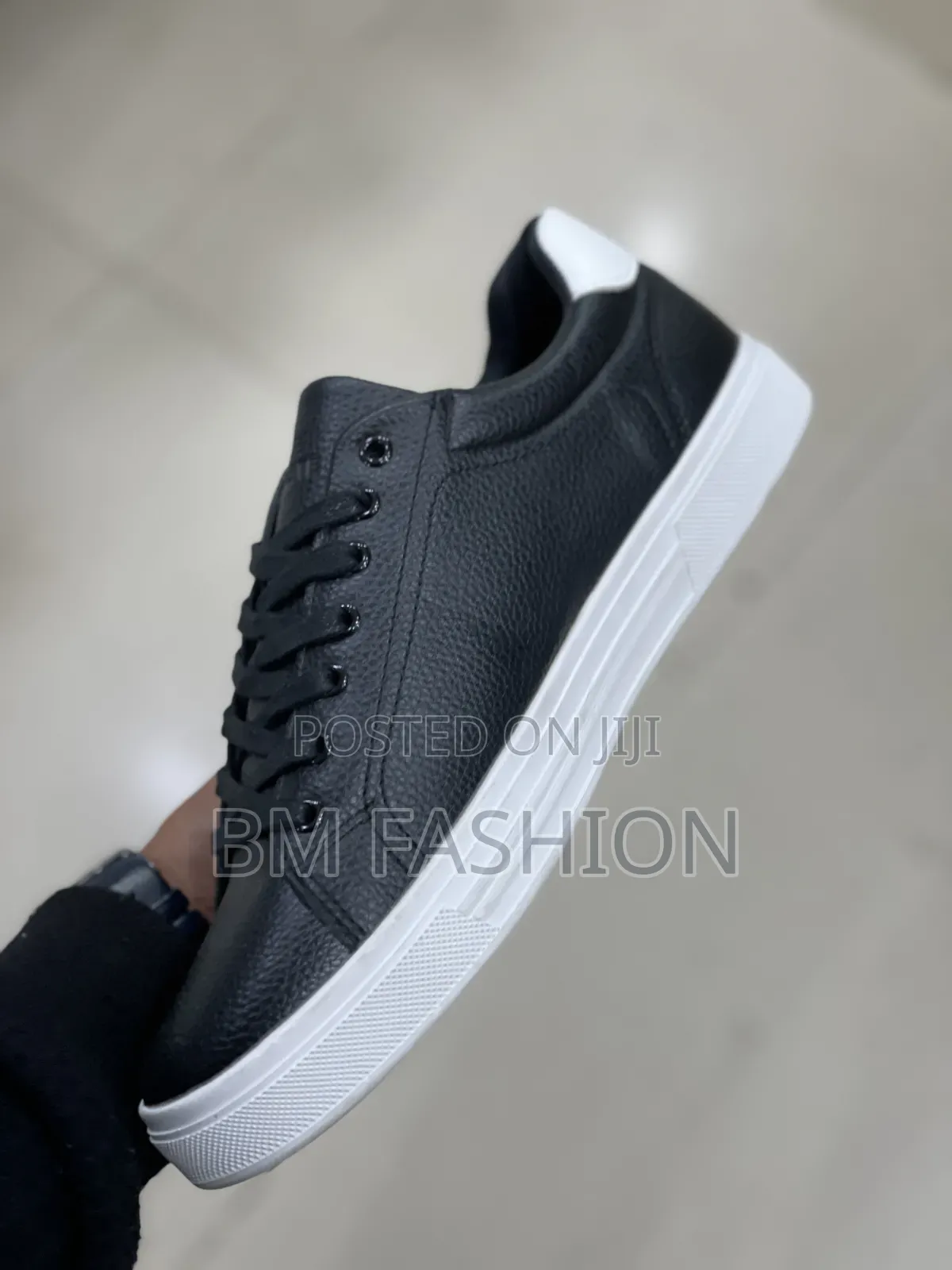 Black Tumbled Leather Lacoste Casual Sneakers