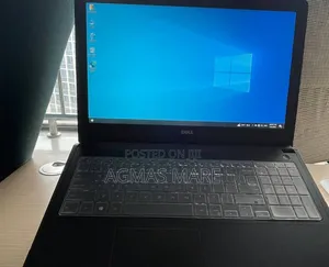 New Laptop Dell Inspiron 15 8GB Intel Core i7 HDD+SSD 500GB