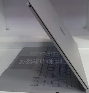 New Laptop Microsoft Surface Book 2 16GB Intel Core i7 SSD 512GB
