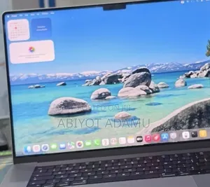 New Laptop Apple MacBook Pro 2021 M1 32GB Apple M1 Pro SSD 32GB
