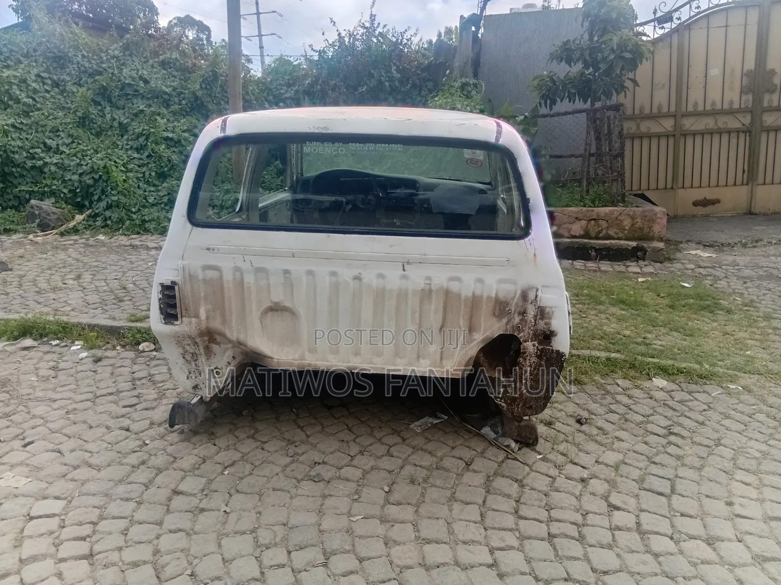 Toyota Hilux 2003 White