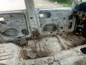 Toyota Hilux 2003 White