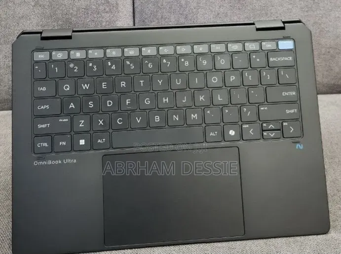 New Laptop HP 16GB Intel Core Ultra 7 SSD 1T