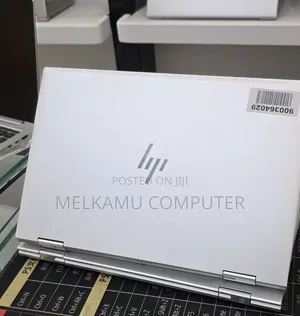 New Laptop HP EliteBook 830 G8 16GB Intel Core i5 SSD 512GB