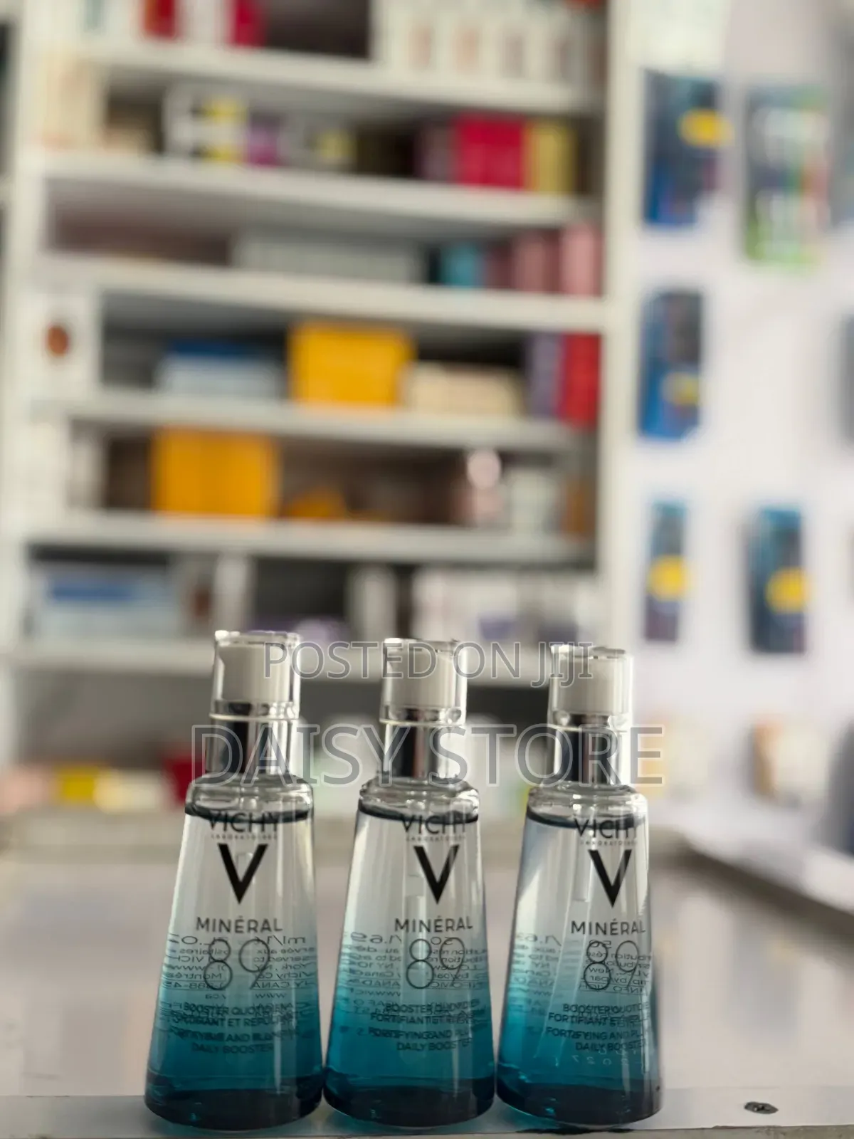 ​Vichy Minéral 89 Daily Booster Serum