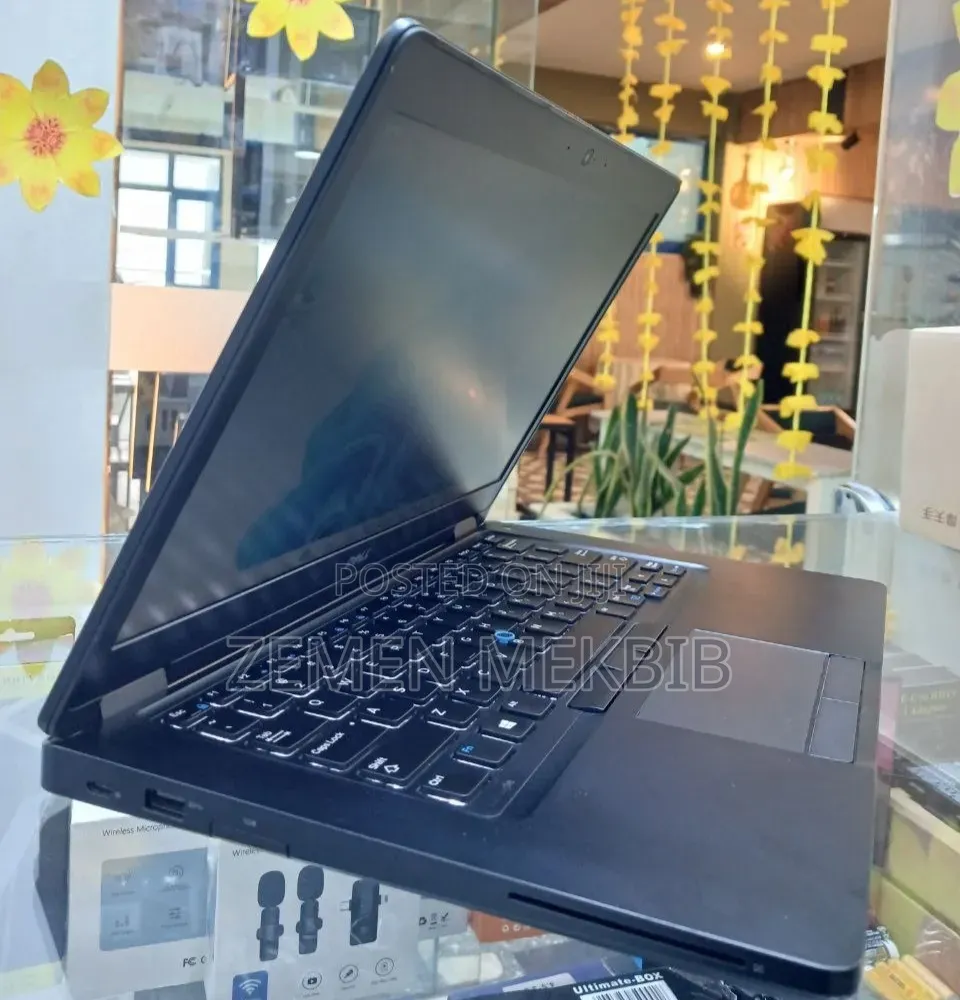 New Laptop Dell Precision 5480 8GB Intel Core i5 SSD 256GB
