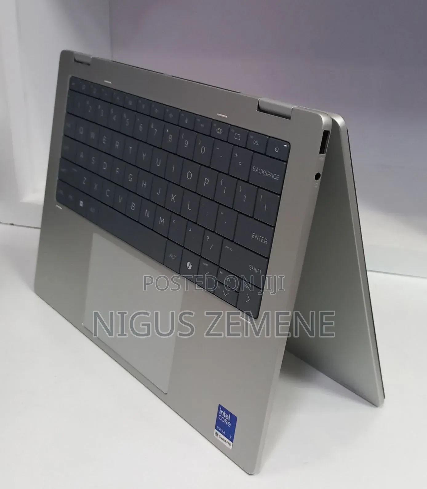 New Laptop HP OmniBook 5 Flip 16GB Intel Core Ultra 7 SSD 1T
