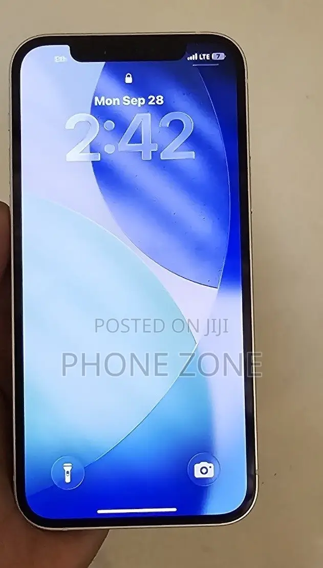 Apple iPhone 12 128 GB White