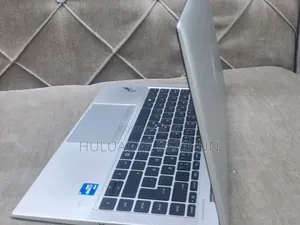New Laptop HP EliteBook 840 G8 16GB Intel Core i5 SSD 512GB