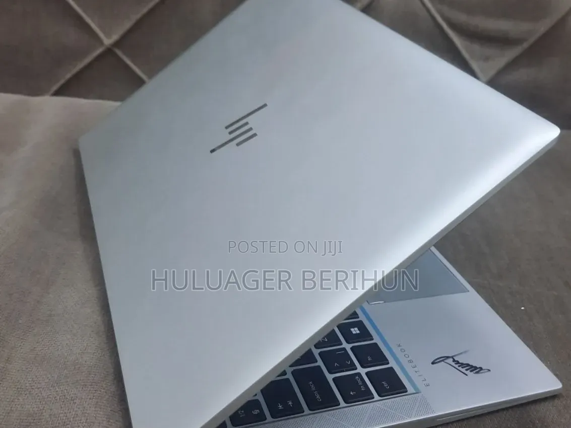 New Laptop HP EliteBook 840 G8 16GB Intel Core i5 SSD 512GB