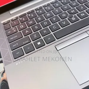 New Laptop HP ZBook 14 32GB Intel Core i9 SSD 512GB