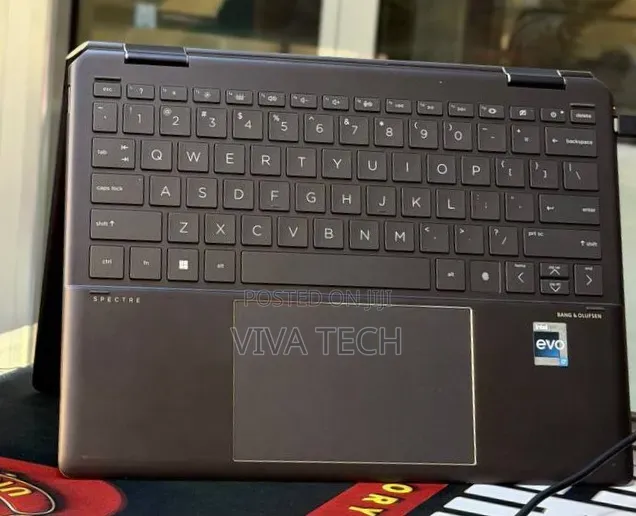 New Laptop HP Spectre X360 16GB Intel Core i7 SSD 1T