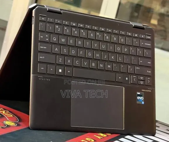 New Laptop HP Spectre X360 16GB Intel Core i7 SSD 1T