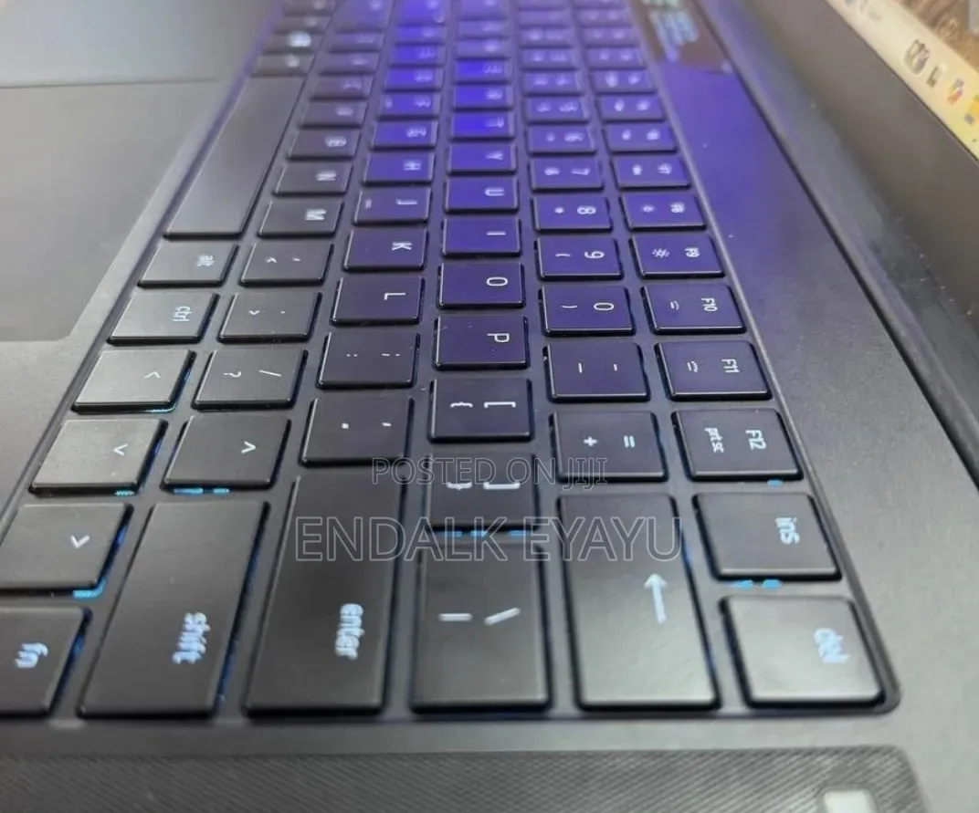 New Laptop Razer Blade 16GB Intel Core i7 SSD 512GB