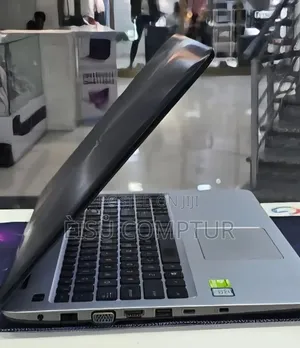 New Laptop Asus TAICHI 21 8GB Intel Core i5 SSD 500GB