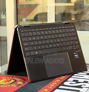 New Laptop HP Spectra 13 16GB Intel Core i7 SSD 1T