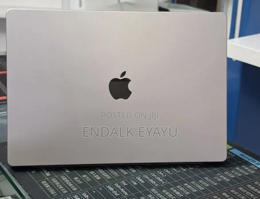 New Laptop Apple MacBook Pro 2021 M1 32GB Apple M1 Pro SSD 512GB