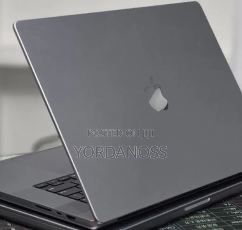 New Laptop Apple MacBook Pro 2021 M1 Max 32GB Apple M1 Max SSD 1T
