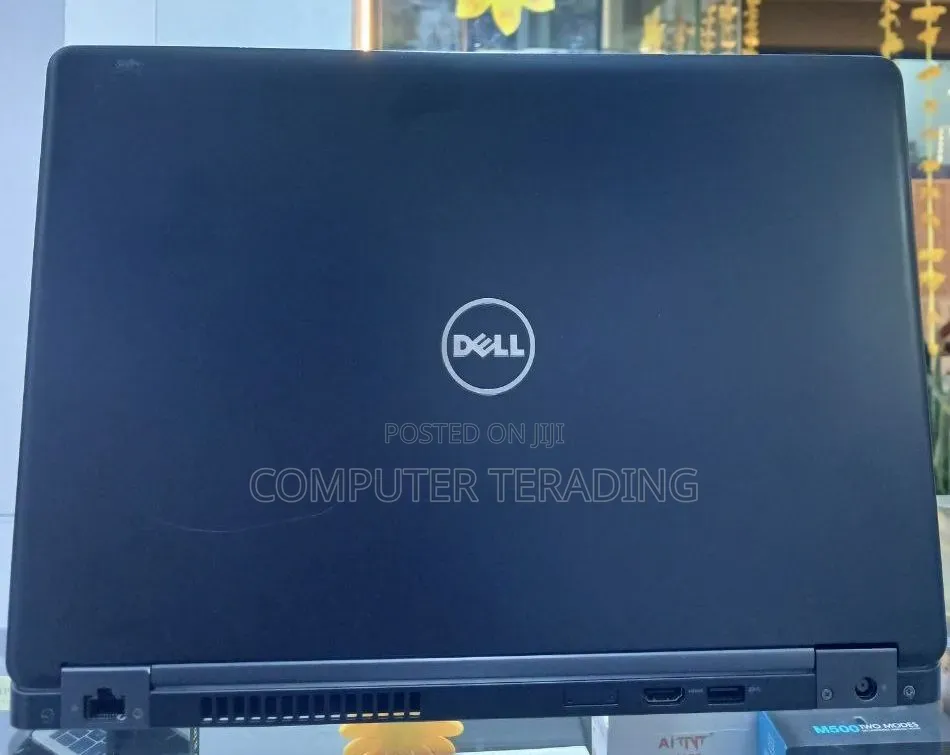 New Laptop Dell Inspiron 13 5380 8GB Intel Core i5 SSD 256GB