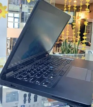 New Laptop Dell Inspiron 13 5380 8GB Intel Core i5 SSD 256GB