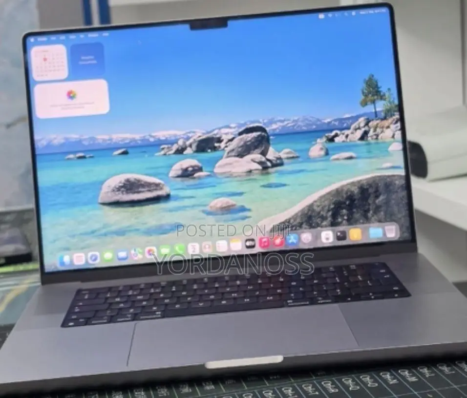 New Laptop Apple MacBook Pro 2021 M1 32GB Apple M1 Pro SSD 512GB