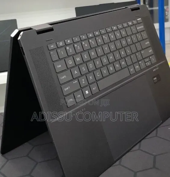 New Laptop HP Spectre 16GB Intel Core Ultra 7 SSD 1T