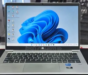 New Laptop HP EliteBook 830 G9 16GB Intel Core i5 SSD 512GB