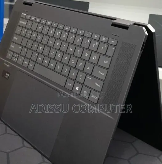 New Laptop HP Spectre 16GB Intel Core Ultra 7 SSD 1T
