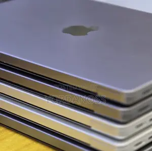 New Laptop Apple MacBook Pro 2021 M1 16GB Apple M1 Pro SSD 512GB