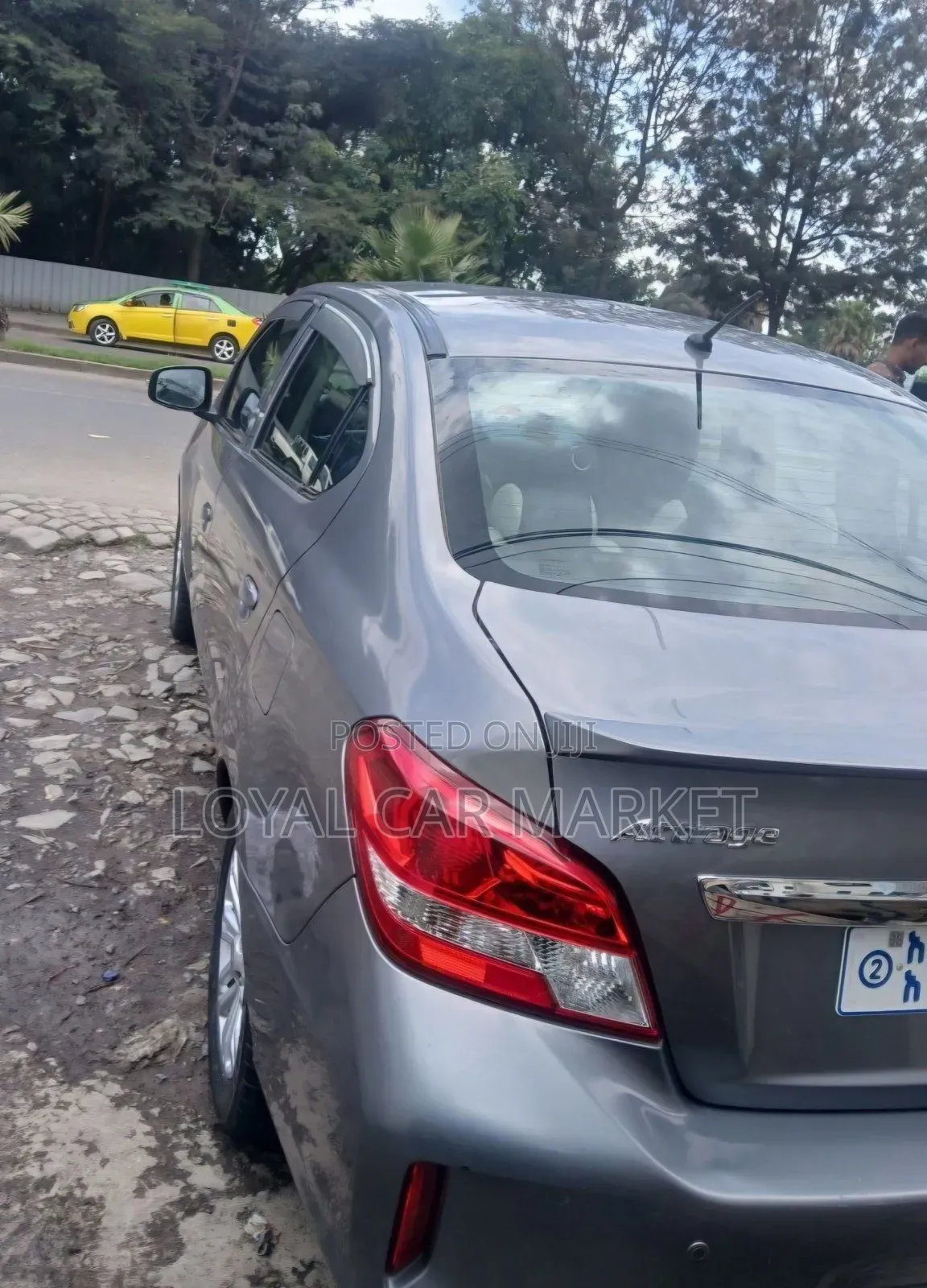 Mitsubishi Attrage 2021 Gray
