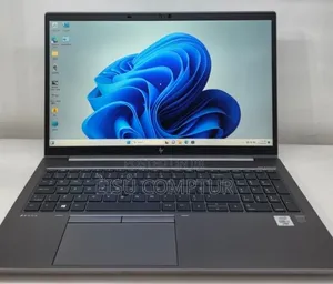 New Laptop HP ZBook Studio 16GB Intel Core i7 SSD 512GB
