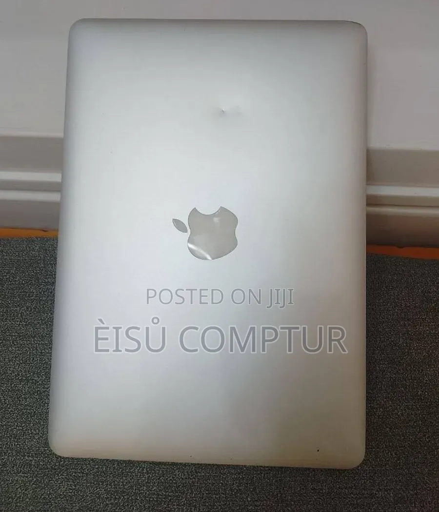 New Laptop Apple MacBook 2013 8GB Intel Core i5 SSD 256GB