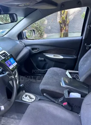 Toyota Yaris 2006 Gray